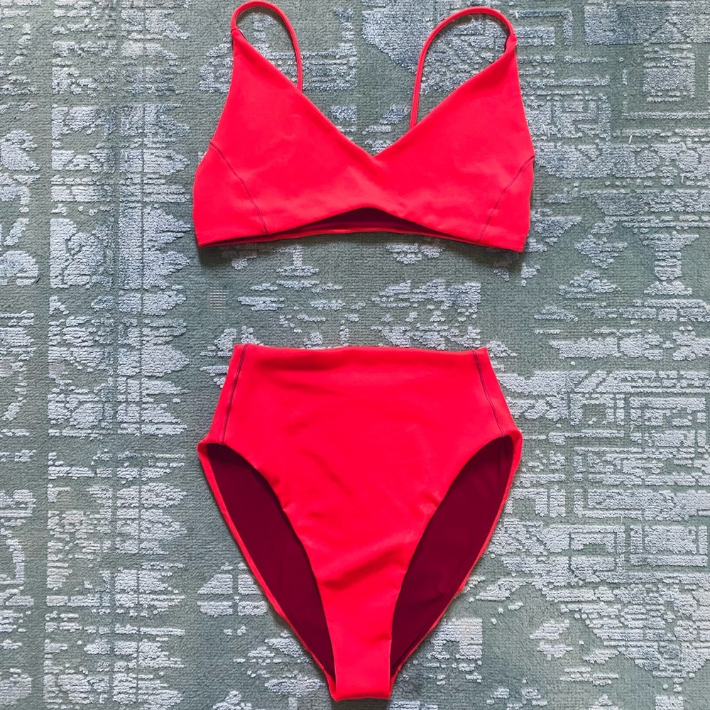 Left on Friday pink bikini, small